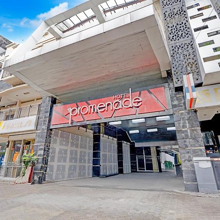 Townhouse Oak Cihampelas Near Ciwalk Formerly Promenade Hotel Бандунг Екстериор снимка